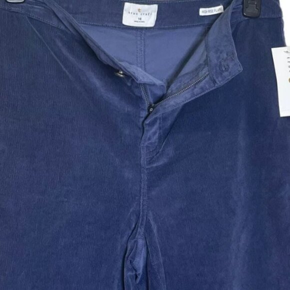 True Craft Blue High Rise Flare Leg Soft Corduroy Jeans sz 16 NWT - Picture 7 of 7